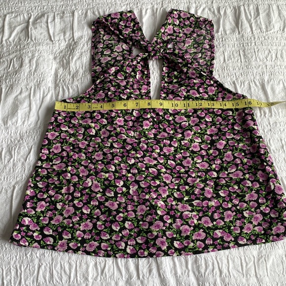 Zara twist neck halter top in purple,green,black & white floral design. XS๐๐๐ค - Picture 6 of 11